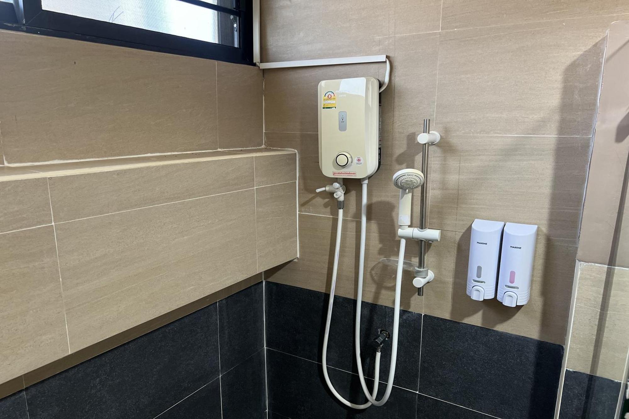 V Tharm Hotel Udon Thani Exterior photo
