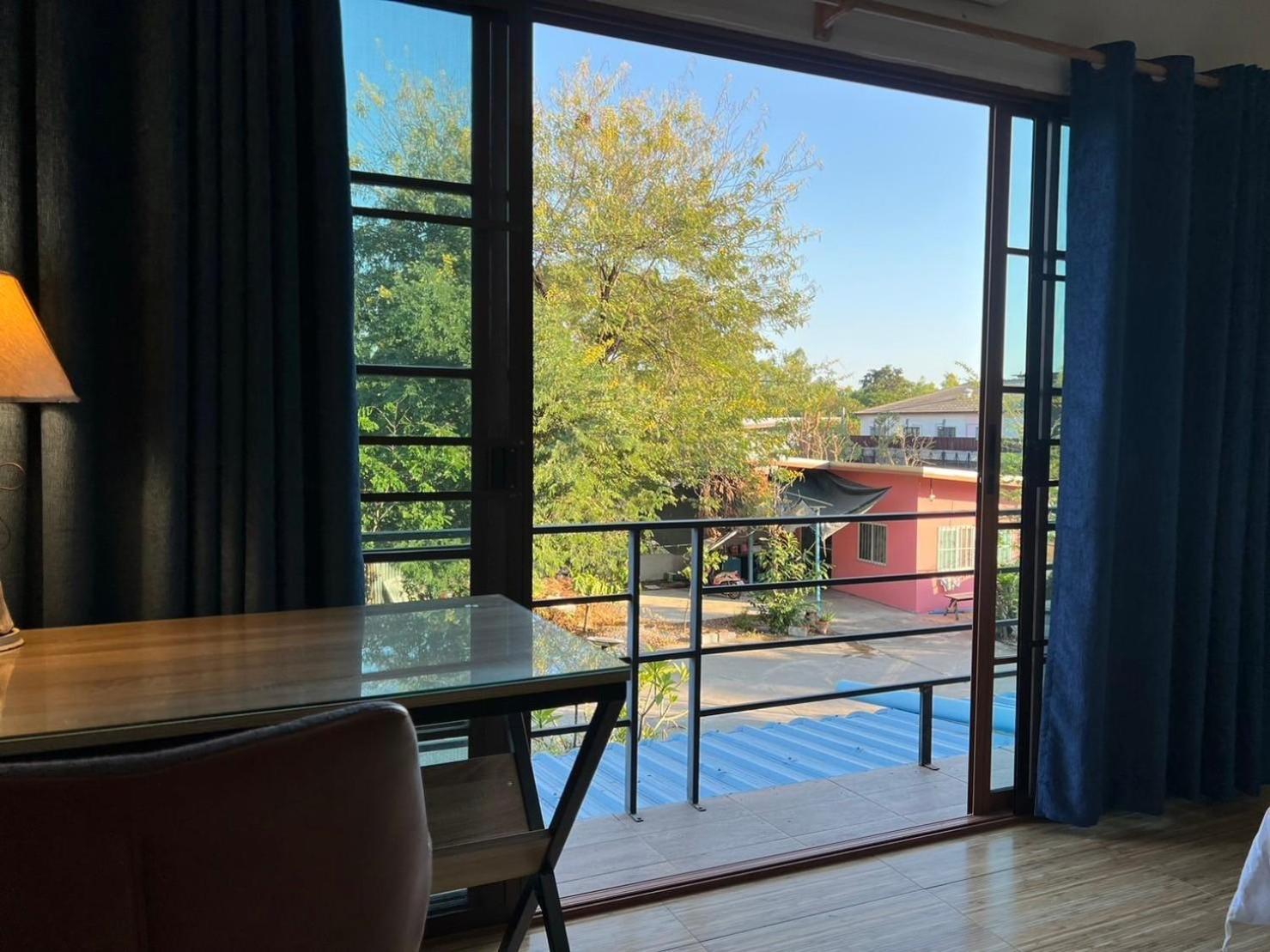 V Tharm Hotel Udon Thani Exterior photo